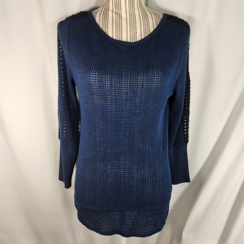 Soft Surroundings Blue & Black Long Sleeve Lace Sleeve Insets Thermal Top Sz PXS